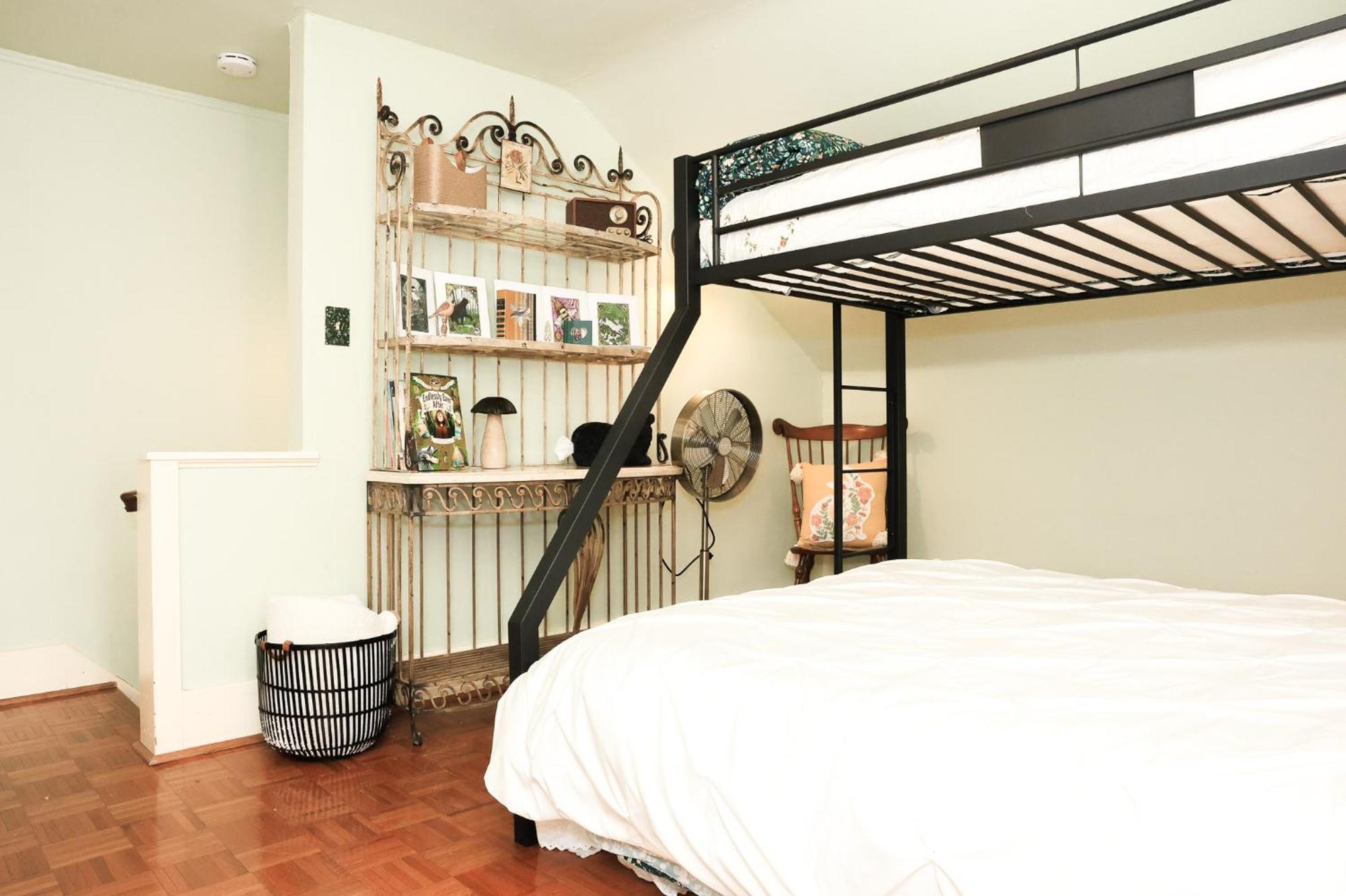 Stone Chalet Bed & Breakfast Inn Ann Arbor Extérieur photo