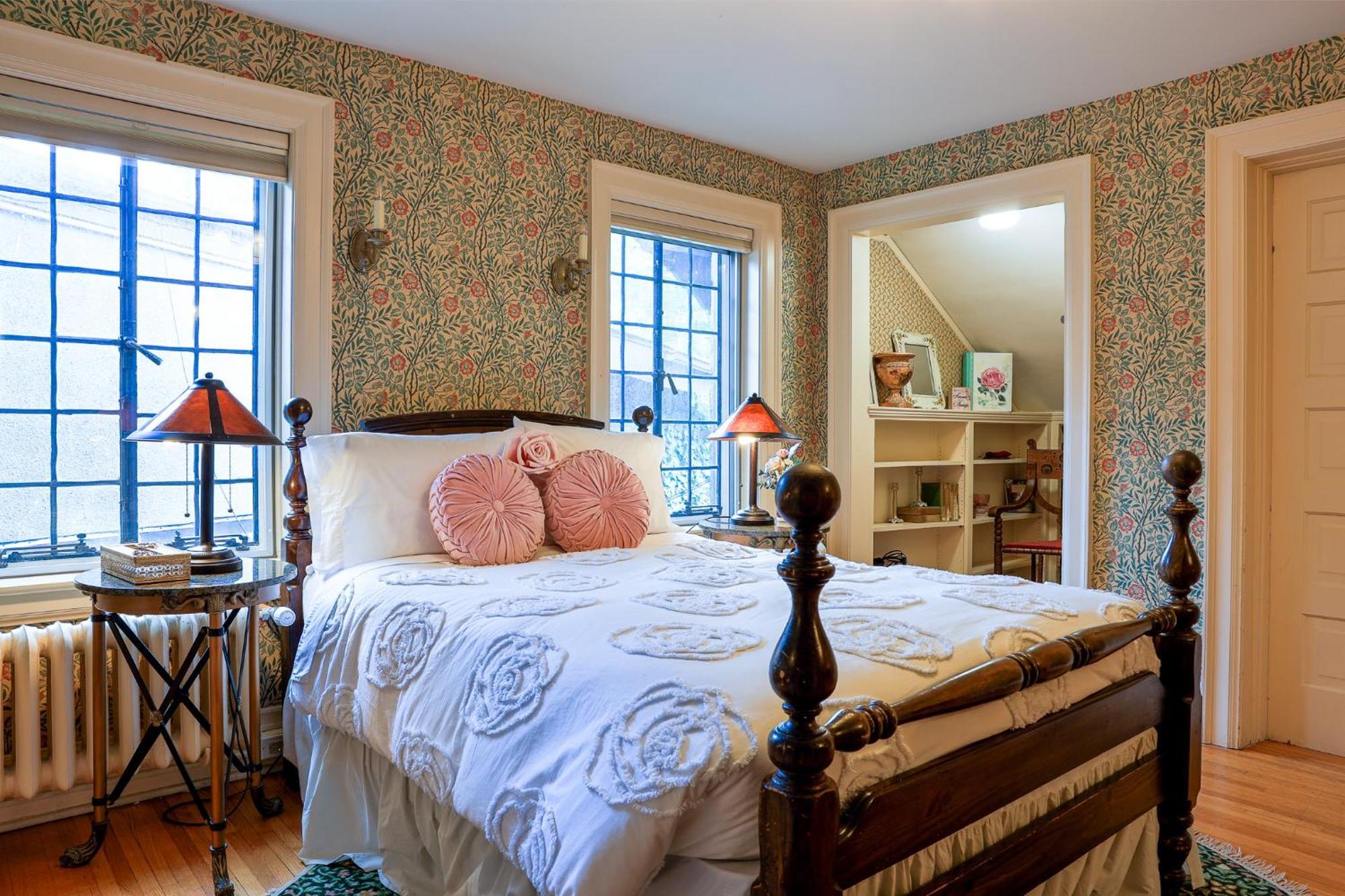 Stone Chalet Bed & Breakfast Inn Ann Arbor Extérieur photo