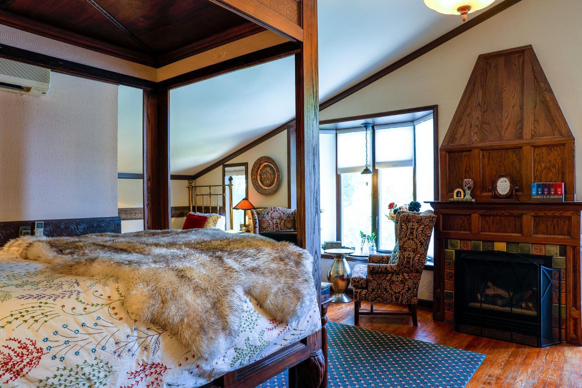 Stone Chalet Bed & Breakfast Inn Ann Arbor Extérieur photo