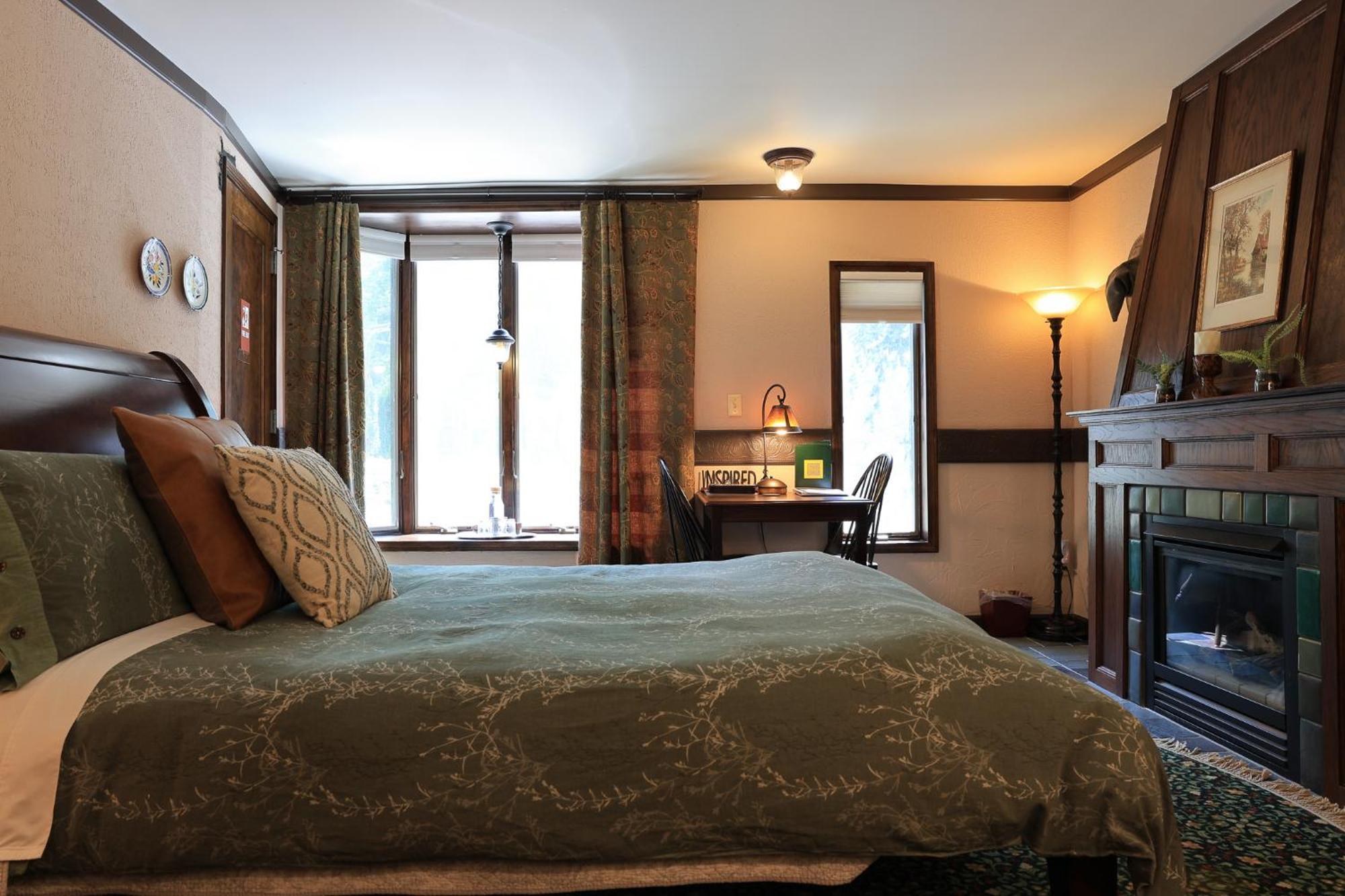 Stone Chalet Bed & Breakfast Inn Ann Arbor Extérieur photo