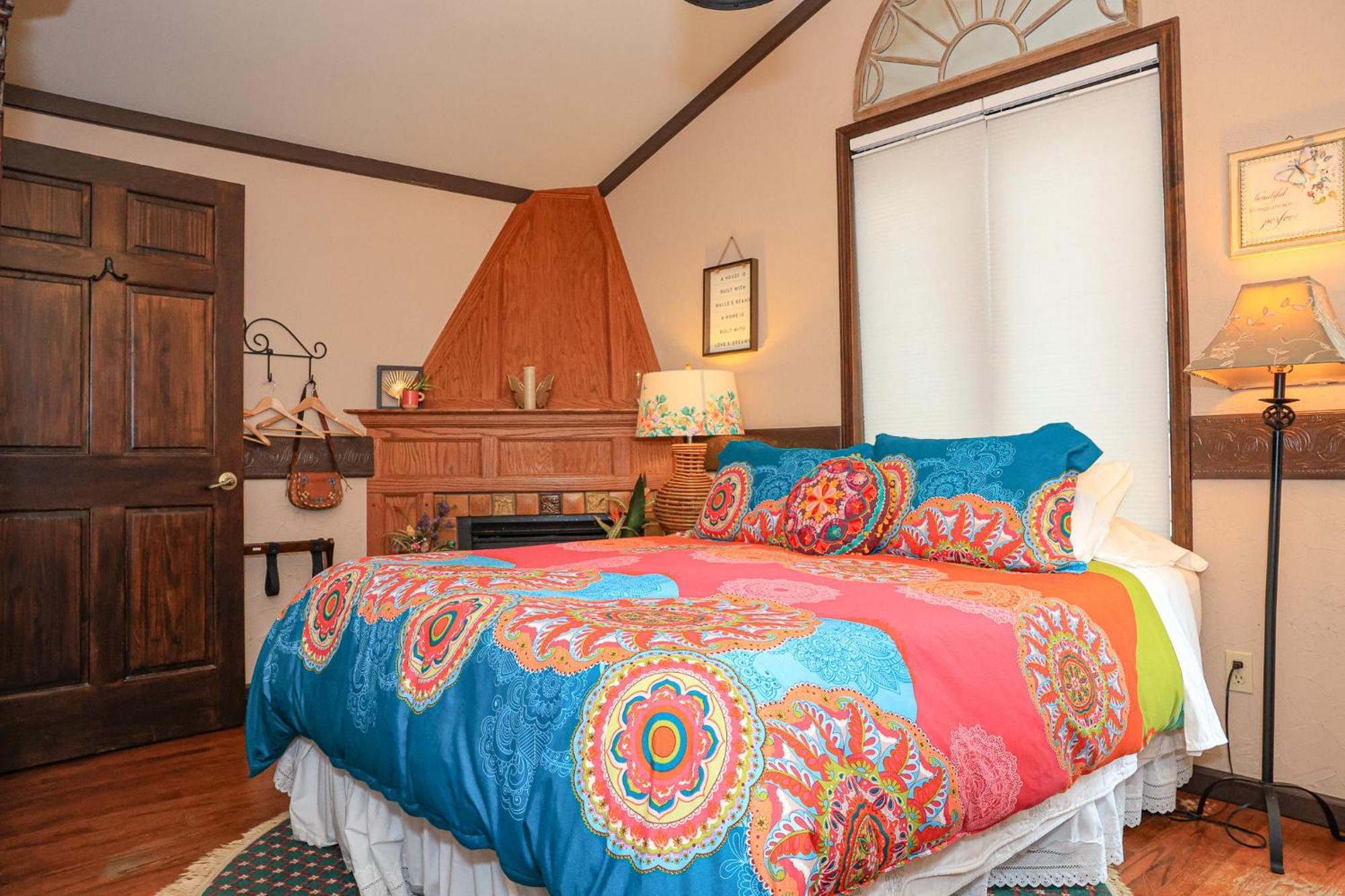 Stone Chalet Bed & Breakfast Inn Ann Arbor Extérieur photo