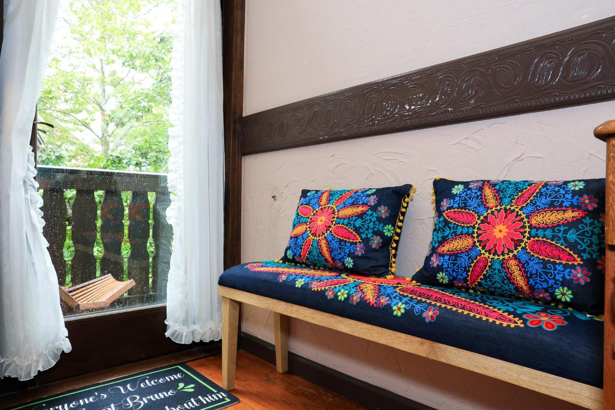 Stone Chalet Bed & Breakfast Inn Ann Arbor Extérieur photo