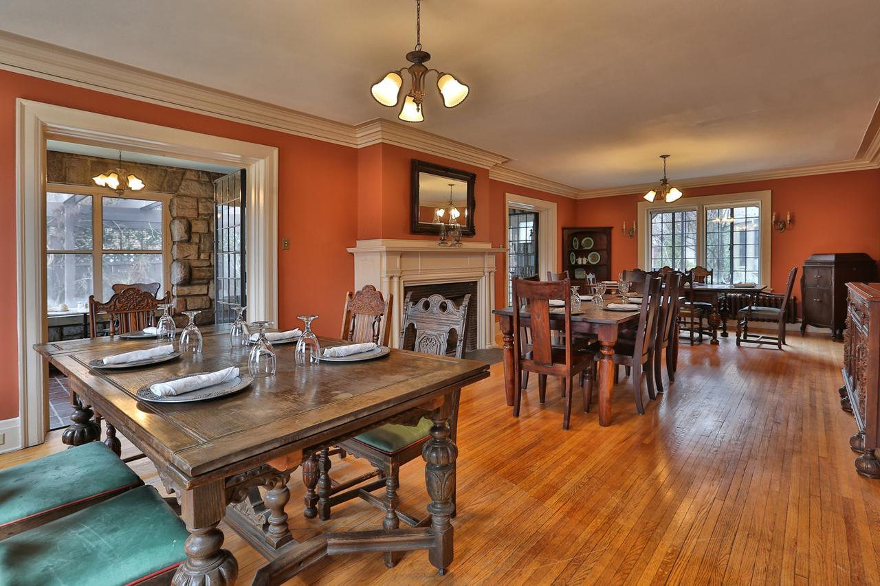 Stone Chalet Bed & Breakfast Inn Ann Arbor Extérieur photo